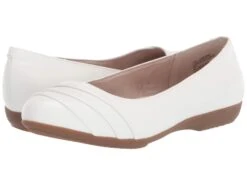 Cliffs By White Mountain Clara