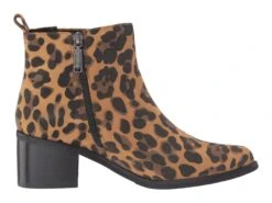 Blondo Elvina Waterproof Bootie 7 Blondo Elvina Waterproof Bootie -Shoe Specialty Store 71 6IBb5xmL