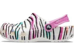 Crocs Kids Classic Clog - Seasonal Graphic (Little Kid/Big Kid) 4 Crocs Kids Classic Clog - Seasonal Graphic (Little Kid/Big Kid) -Shoe Specialty Store 71AstSCQzGL