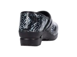 Sanita Tie-Dye -Shoe Specialty Store 71FH1cpKxL