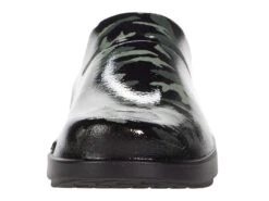 OOFOS OOCloog Limited -Shoe Specialty Store 71wgCBlgGtL