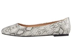 Journee Collection Kavn -Shoe Specialty Store 71xb1gJiS3L